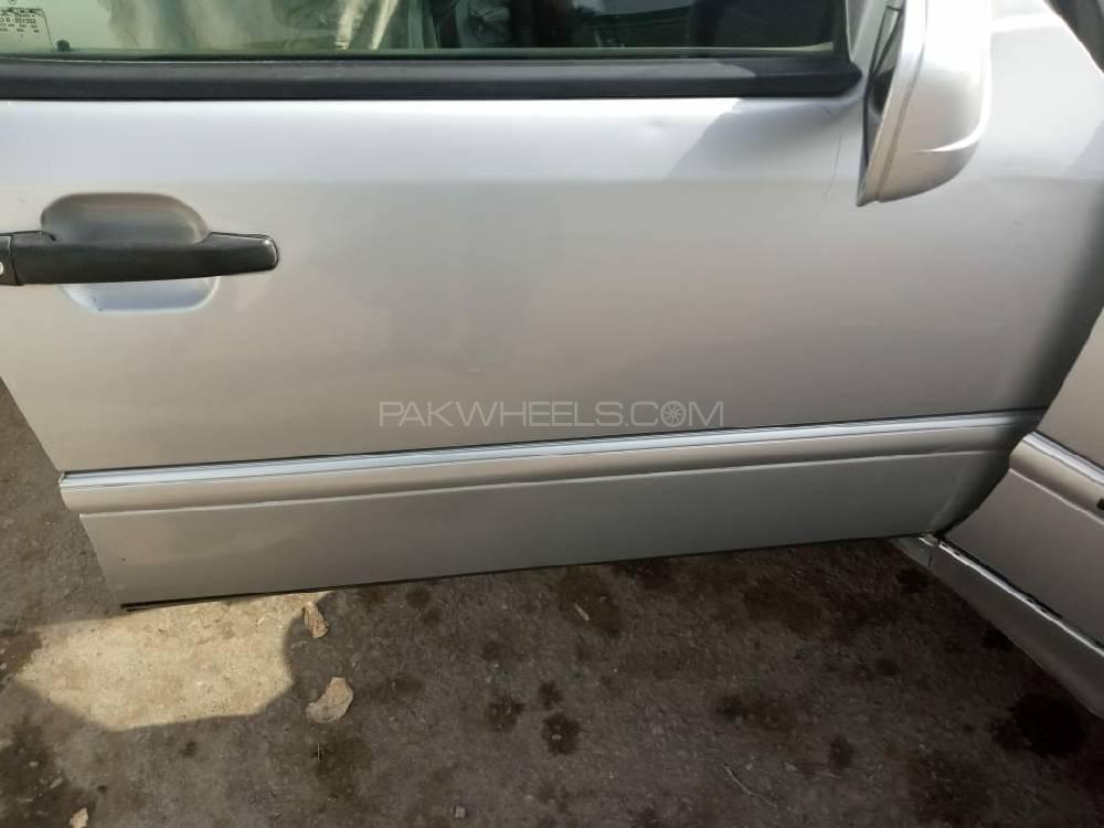 Mercedes Benz C Class 1998 for Sale in Peshawar Mercedes Benz C Class 1998 for Sale in Peshawar Image-2