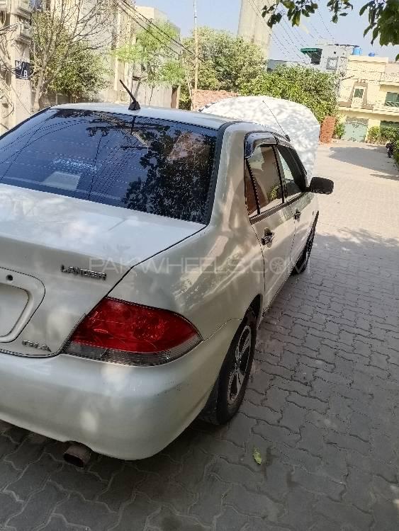 Mitsubishi Lancer 2005 for Sale in Lahore Mitsubishi Lancer 2005 for Sale in Lahore Image-5