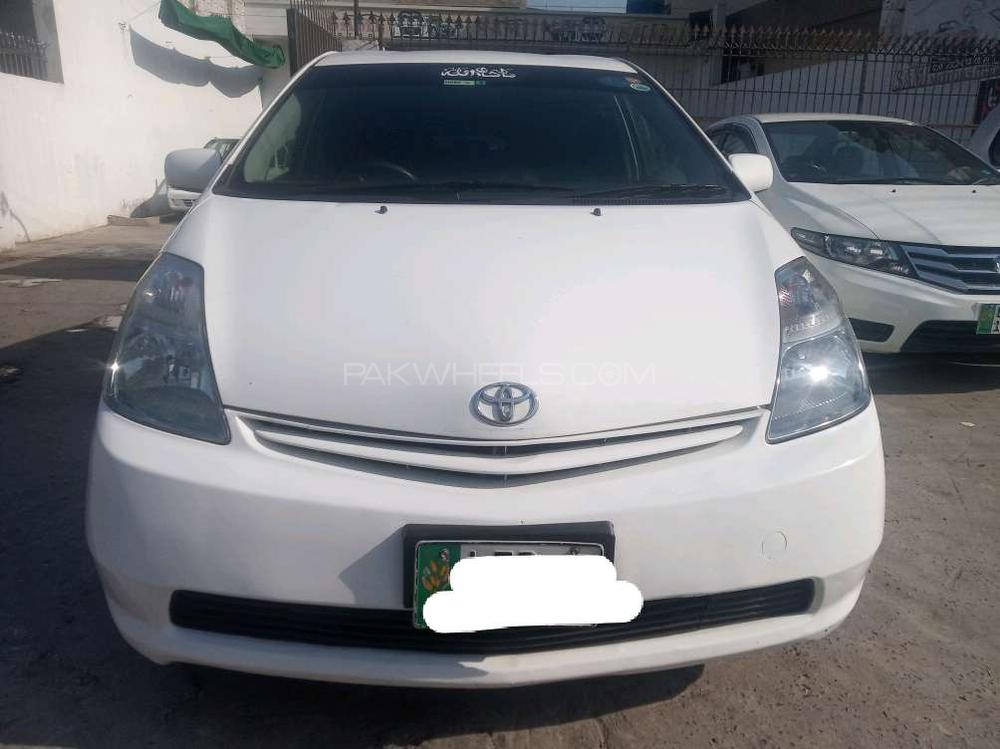 Toyota Prius 2011 for Sale in Gujranwala Image-1