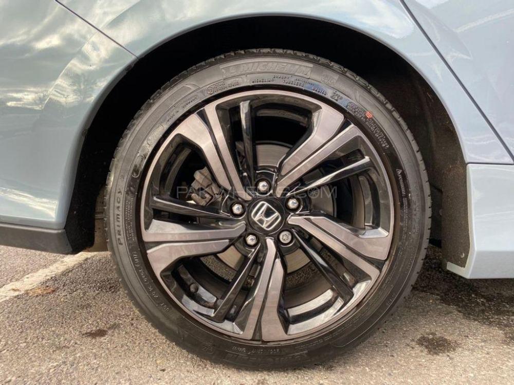 Honda Civic 2018 for Sale in Rawalpindi Honda Civic 2018 for Sale in Rawalpindi Image-9