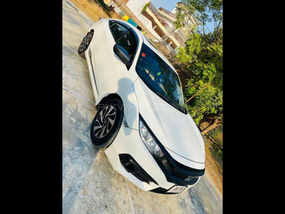 Honda Civic 2018 for Sale in Rawalpindi Honda Civic 2018 for Sale in Rawalpindi Image-3
