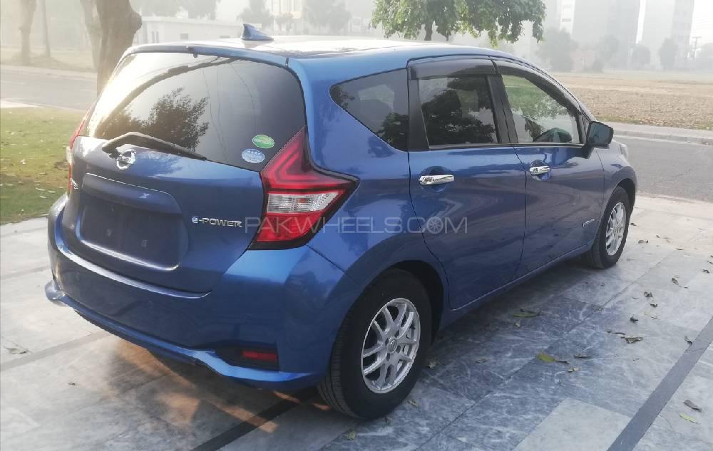 Nissan Note 2017 for Sale in Lahore Nissan Note 2017 for Sale in Lahore Image-4