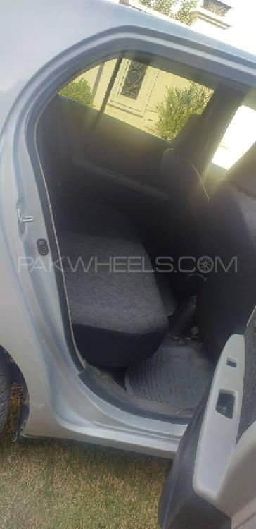 Toyota Vitz 2010 for Sale in Sialkot Toyota Vitz 2010 for Sale in Sialkot Image-11