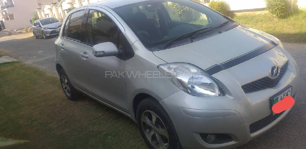 Toyota Vitz 2010 for Sale in Sialkot Toyota Vitz 2010 for Sale in Sialkot Image-3