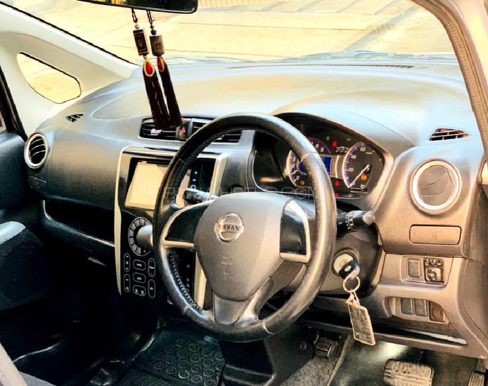Nissan Dayz Highway Star 2014 for Sale in Lahore Nissan Dayz Highway Star 2014 for Sale in Lahore Image-7
