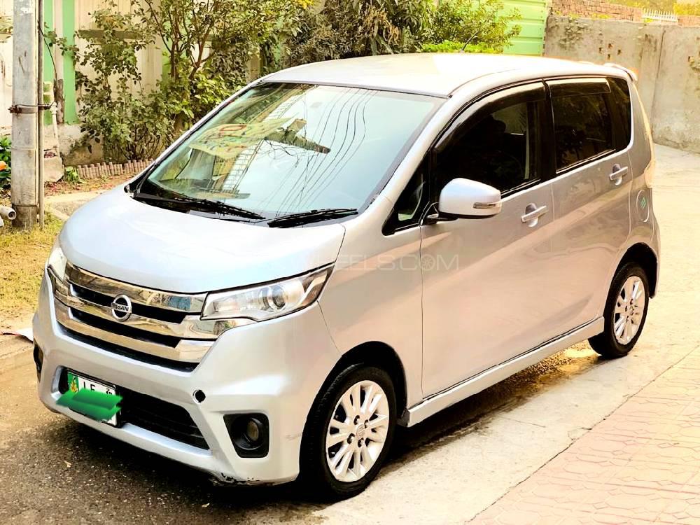 Nissan Dayz Highway Star 2014 for Sale in Lahore Nissan Dayz Highway Star 2014 for Sale in Lahore Image-14