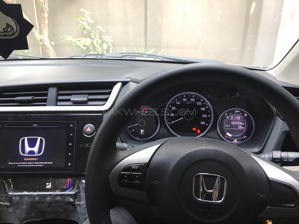 Honda BR-V 2017 for Sale in Lahore Honda BR-V 2017 for Sale in Lahore Image-3