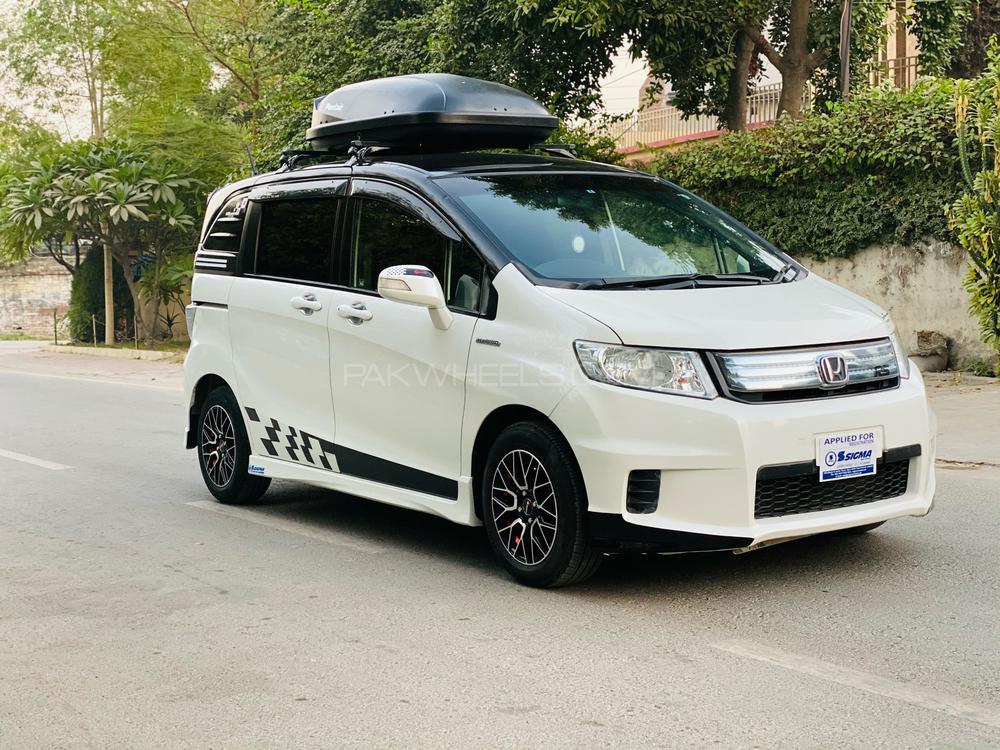 Honda Freed 2013 for Sale in Lahore Honda Freed 2013 for Sale in Lahore Image-3