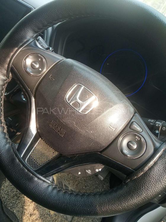 Honda Vezel 2015 for Sale in Gujranwala Honda Vezel 2015 for Sale in Gujranwala Image-12