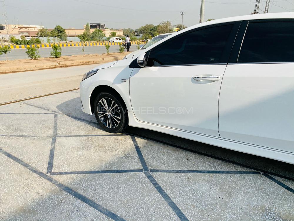 Toyota Corolla 2019 for Sale in Peshawar Toyota Corolla 2019 for Sale in Peshawar Image-6