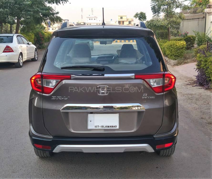 Honda BR-V 2017 for Sale in Islamabad Honda BR-V 2017 for Sale in Islamabad Image-6