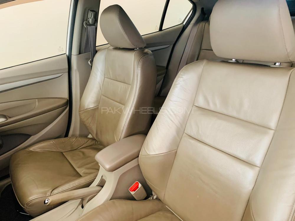 Honda City 2014 for Sale in Lahore Honda City 2014 for Sale in Lahore Image-4