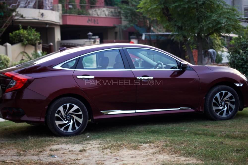 Honda Civic 2018 for Sale in Lahore Image-1