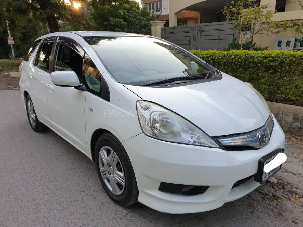 Honda Fit 2012 for Sale in Islamabad Image-1