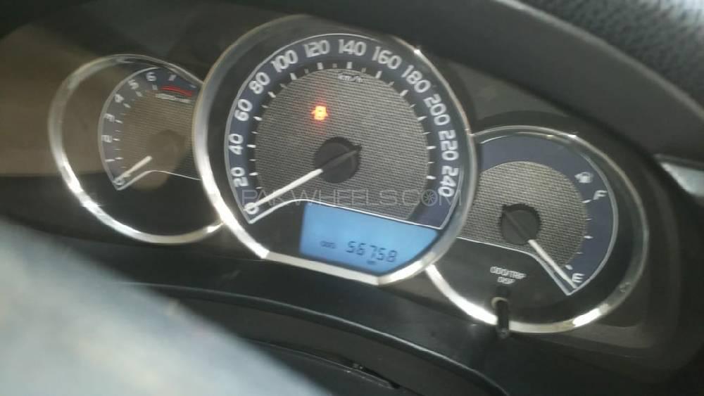 Toyota Corolla 2016 for Sale in Lahore Image-1