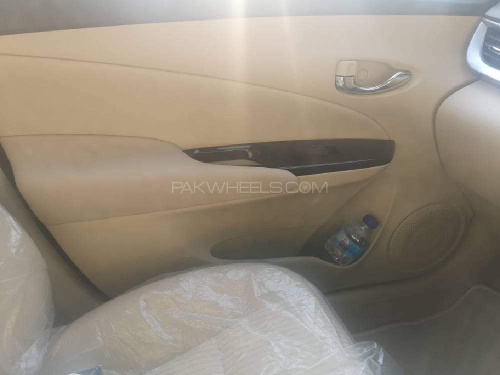 Toyota Yaris Sedan 2020 for Sale in Wah cantt Toyota Yaris Sedan 2020 for Sale in Wah cantt Image-9