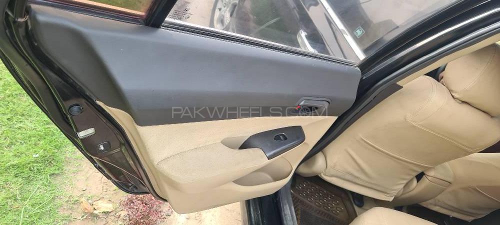 Honda Civic 2009 for Sale in Gujranwala Honda Civic 2009 for Sale in Gujranwala Image-3
