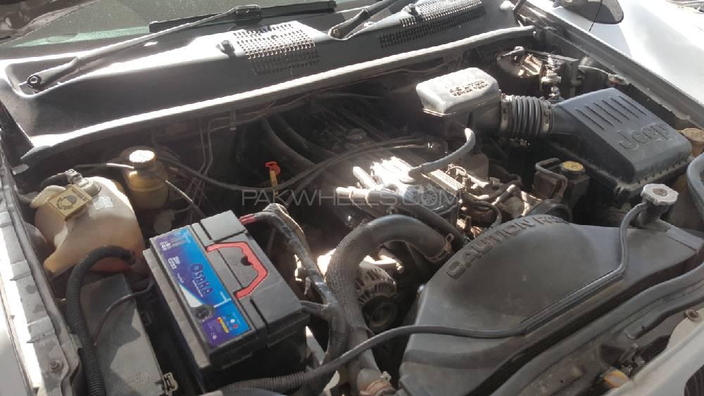 Jeep Cherokee 2001 for Sale in Lahore Jeep Cherokee 2001 for Sale in Lahore Image-12