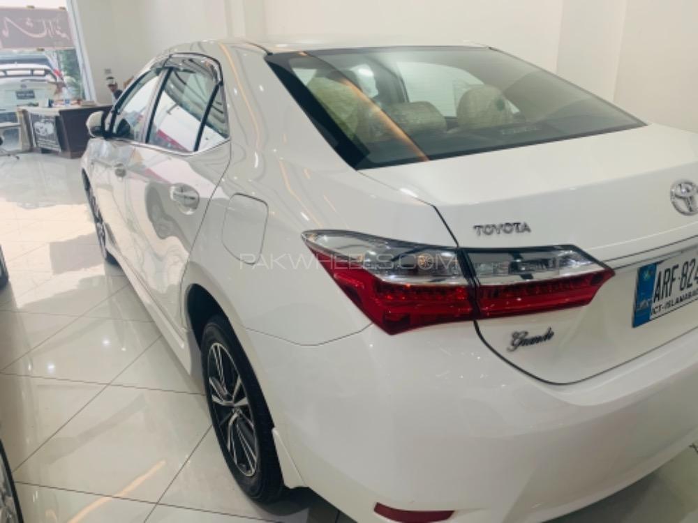 Toyota Corolla 2020 for Sale in Peshawar Toyota Corolla 2020 for Sale in Peshawar Image-2