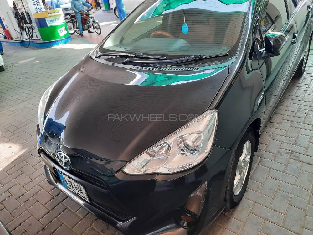 Toyota Aqua 2015 for Sale in Multan Toyota Aqua 2015 for Sale in Multan Image-4