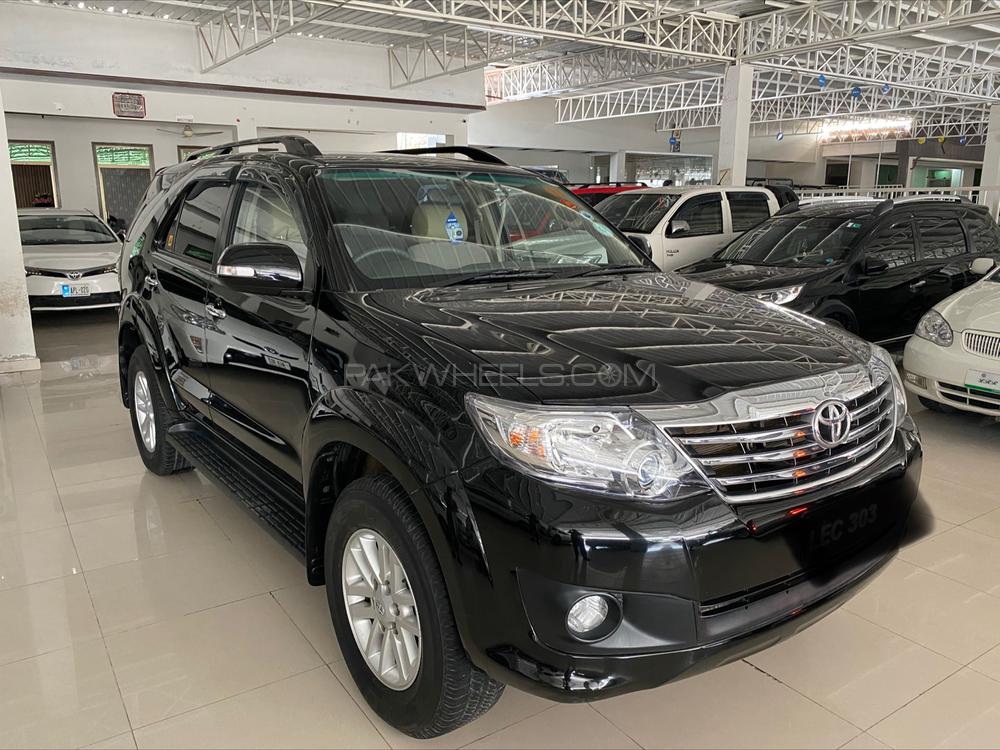 Toyota Fortuner 2013 for Sale in Peshawar Image-1
