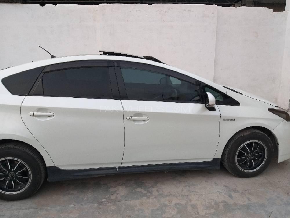 Toyota Prius 2010 for Sale in Peshawar Toyota Prius 2010 for Sale in Peshawar Image-7