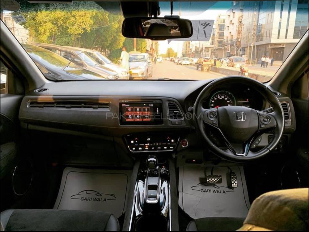 Honda Vezel 2016 for Sale in Karachi Honda Vezel 2016 for Sale in Karachi Image-13