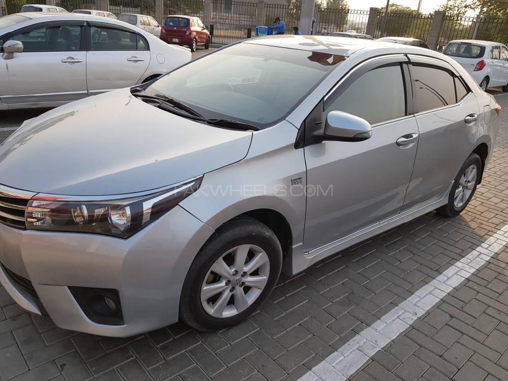 Toyota Corolla 2016 for Sale in Lahore Image-1