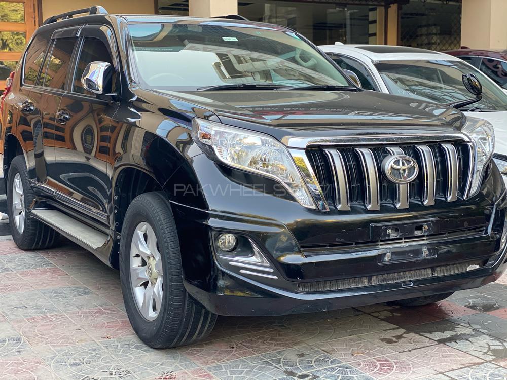 Toyota Prado 2010 for Sale in Islamabad Image-1