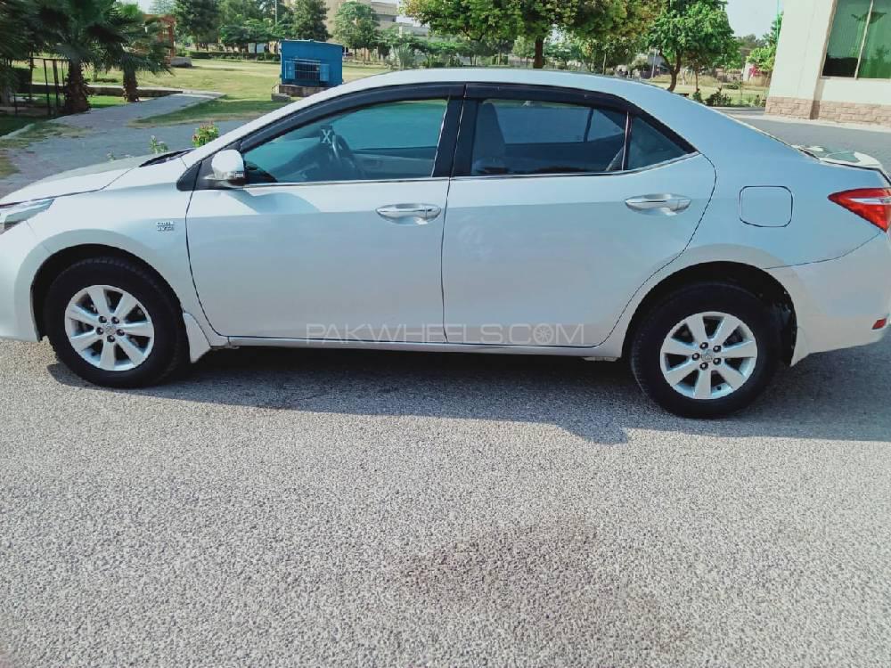 Toyota Corolla 2016 for Sale in Rawalpindi Image-1