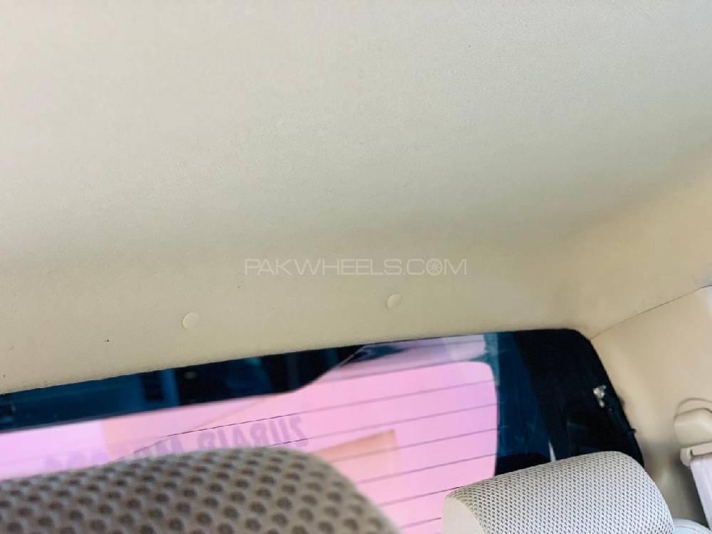 Toyota Hilux 2014 for Sale in Jhang Toyota Hilux 2014 for Sale in Jhang Image-7