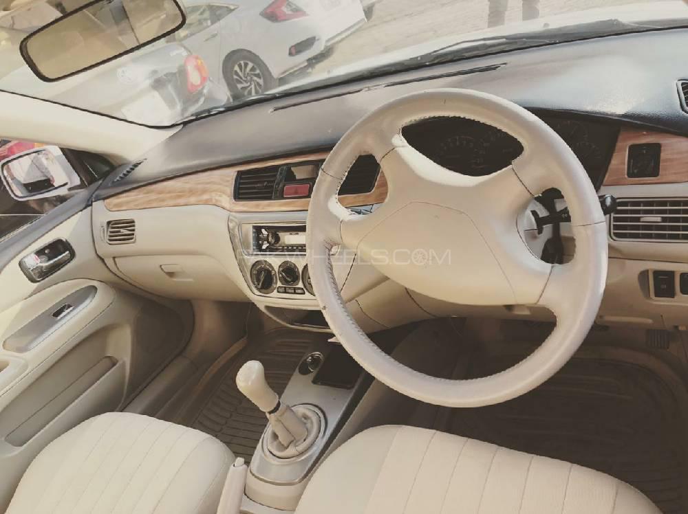 Mitsubishi Lancer 2005 for Sale in Islamabad Mitsubishi Lancer 2005 for Sale in Islamabad Image-5