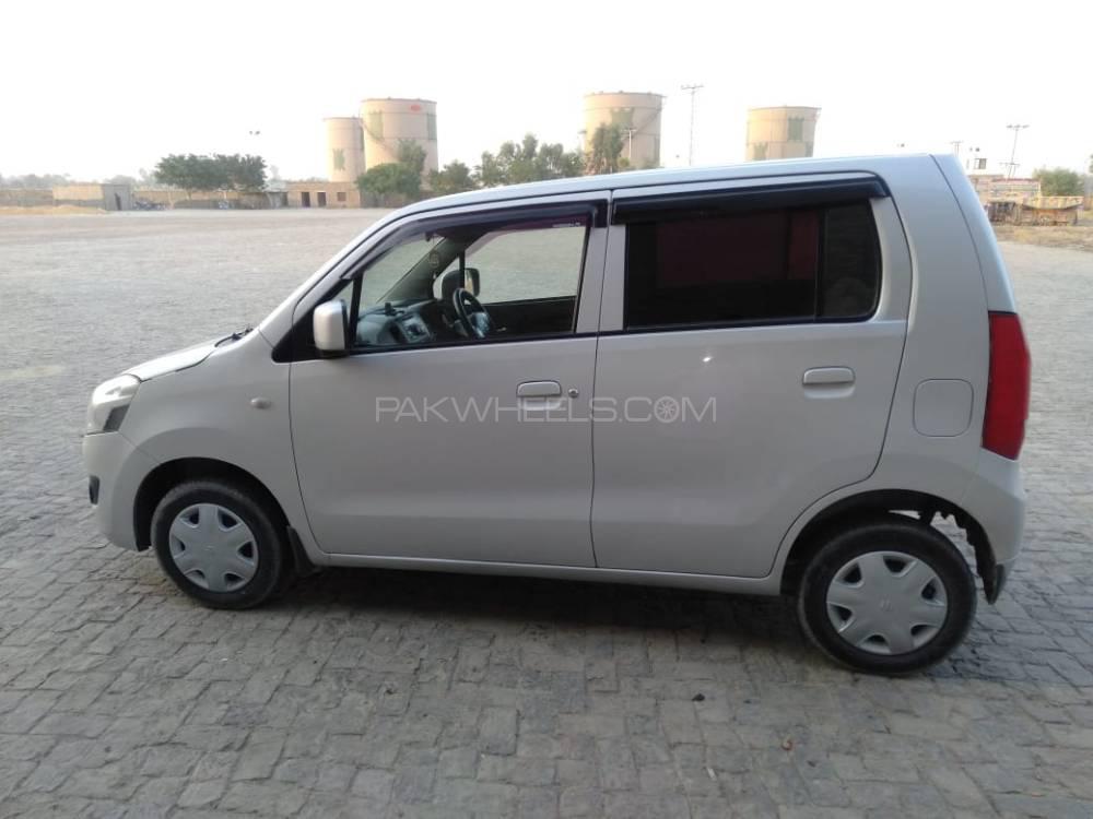 Suzuki Wagon R 2015 for Sale in Bhakkar Suzuki Wagon R 2015 for Sale in Bhakkar Image-4