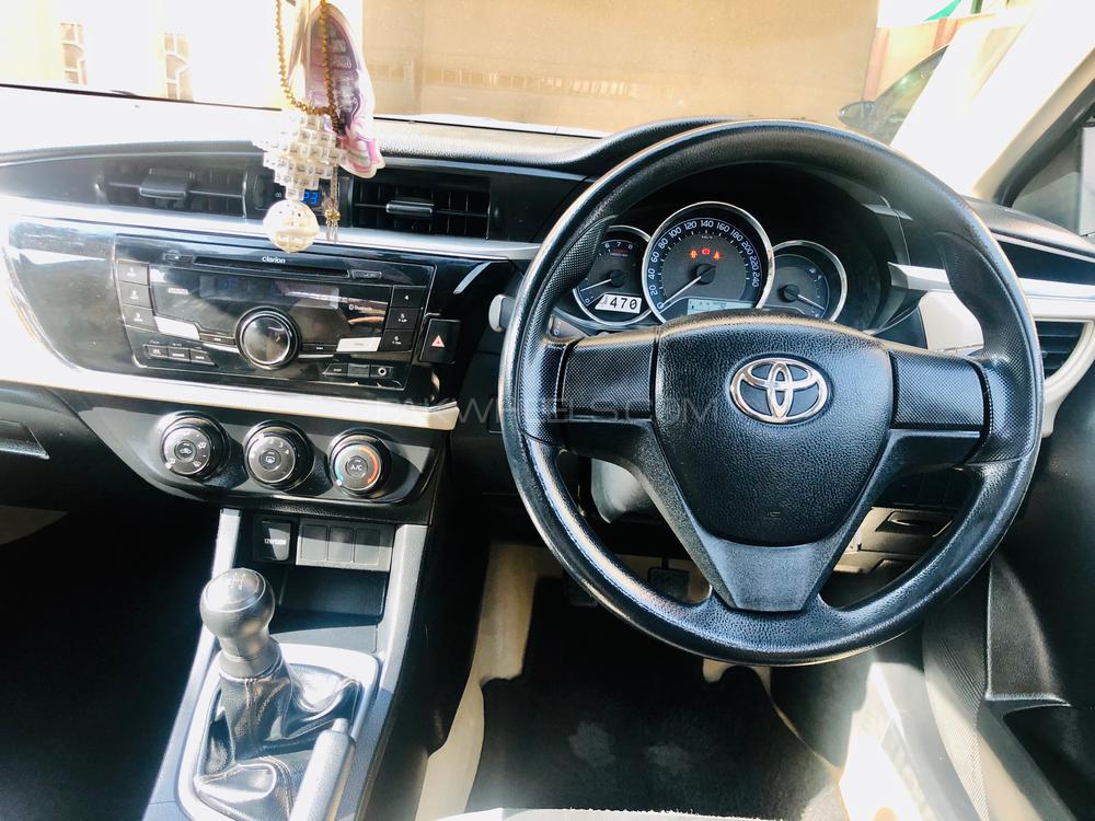 Toyota Corolla 2016 for Sale in Lahore Toyota Corolla 2016 for Sale in Lahore Image-5
