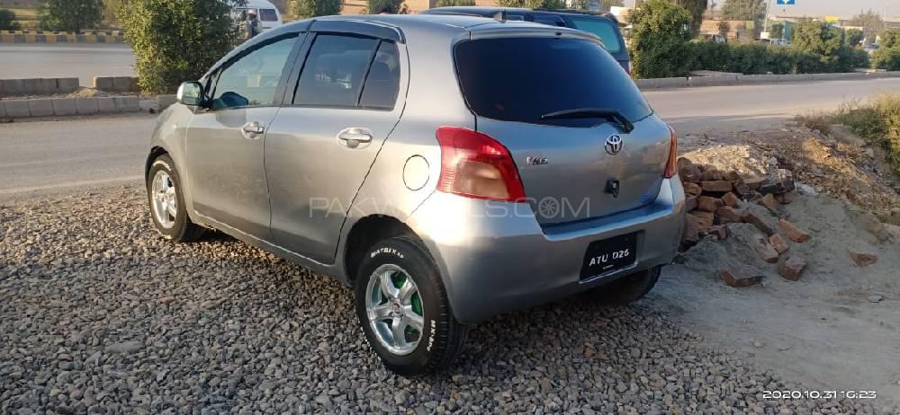 Toyota Vitz 2007 for Sale in Peshawar Image-1