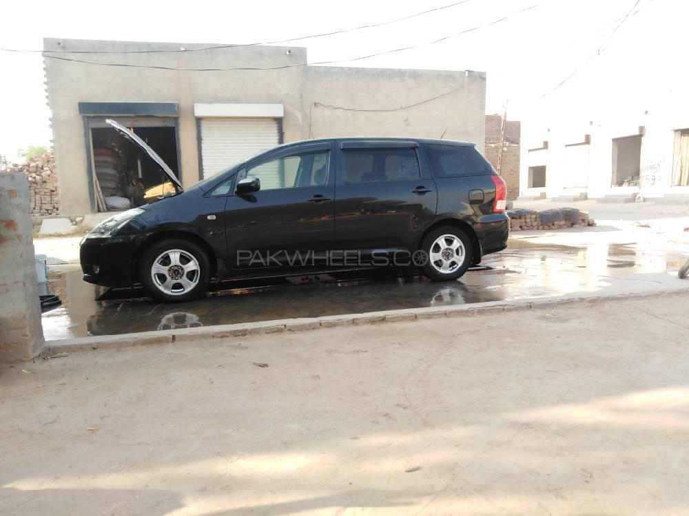 Toyota Wish 2006 for Sale in Faisalabad Toyota Wish 2006 for Sale in Faisalabad Image-17