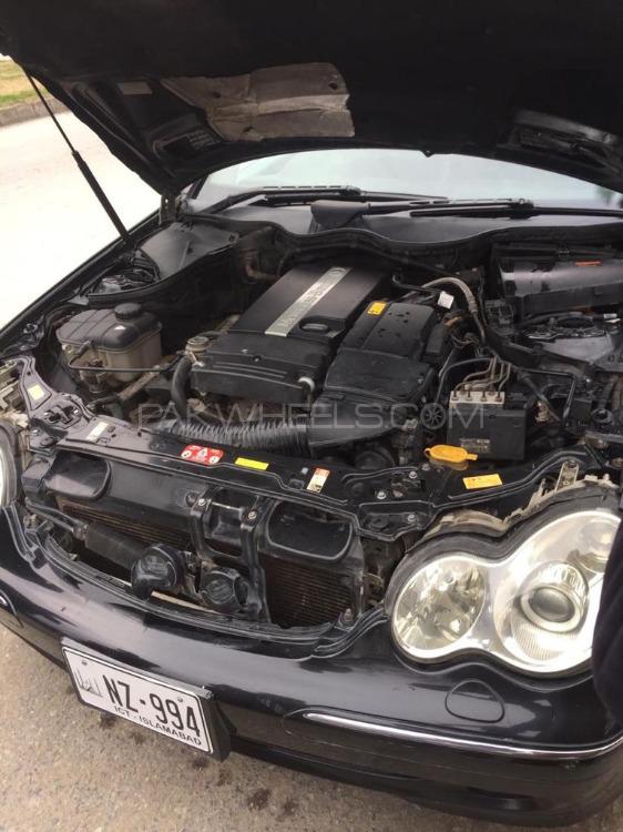 Mercedes Benz C Class 2003 for Sale in Nowshera cantt Mercedes Benz C Class 2003 for Sale in Nowshera cantt Image-15