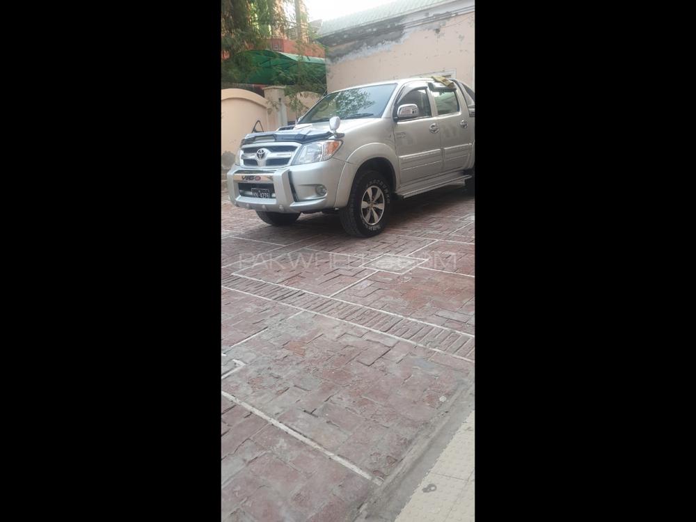 Toyota Hilux 2005 for Sale in Sargodha Image-1