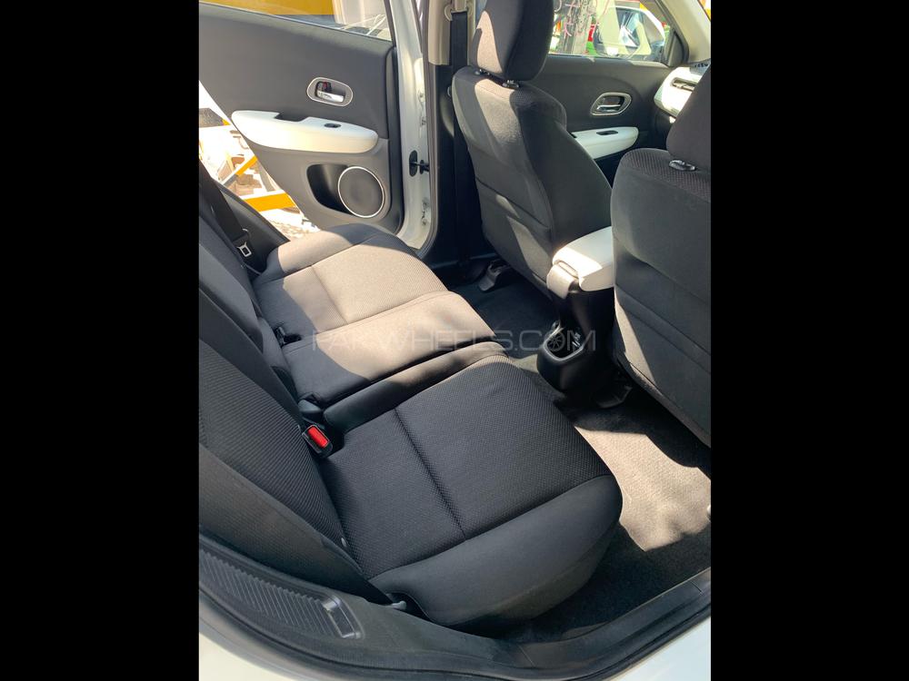 Honda Vezel 2016 for Sale in Islamabad Honda Vezel 2016 for Sale in Islamabad Image-3