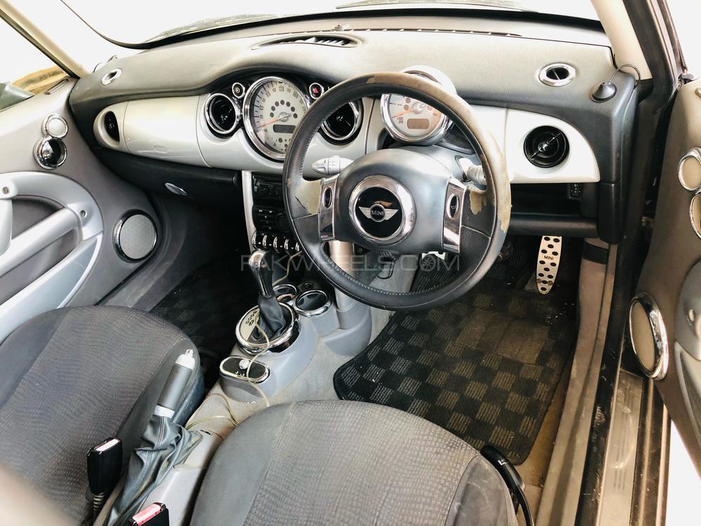 منی کوپر 2004 for Sale in اسلام آباد منی کوپر 2004 for Sale in اسلام آباد Image-5