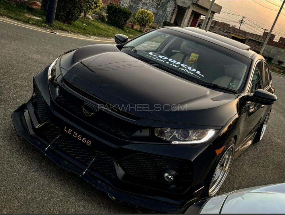 Honda Civic - 2017  Honda Civic - 2017  Image-4
