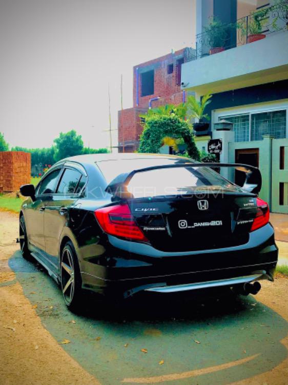 Honda Civic - 2013  Honda Civic - 2013  Image-7