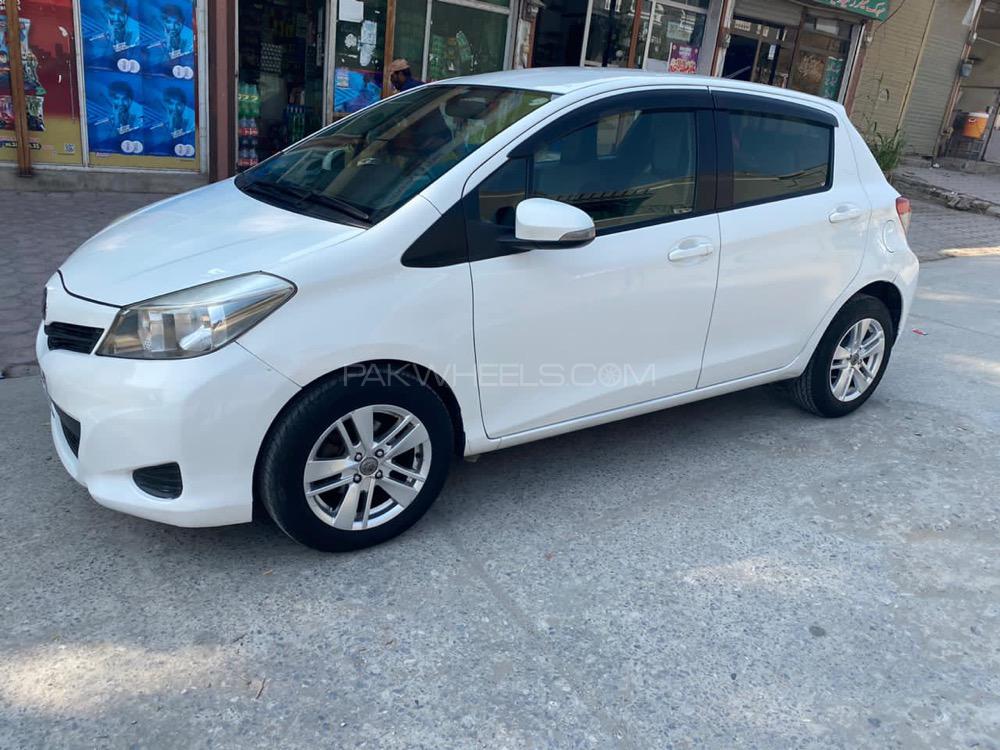 Toyota Vitz 2011 for Sale in Islamabad Image-1