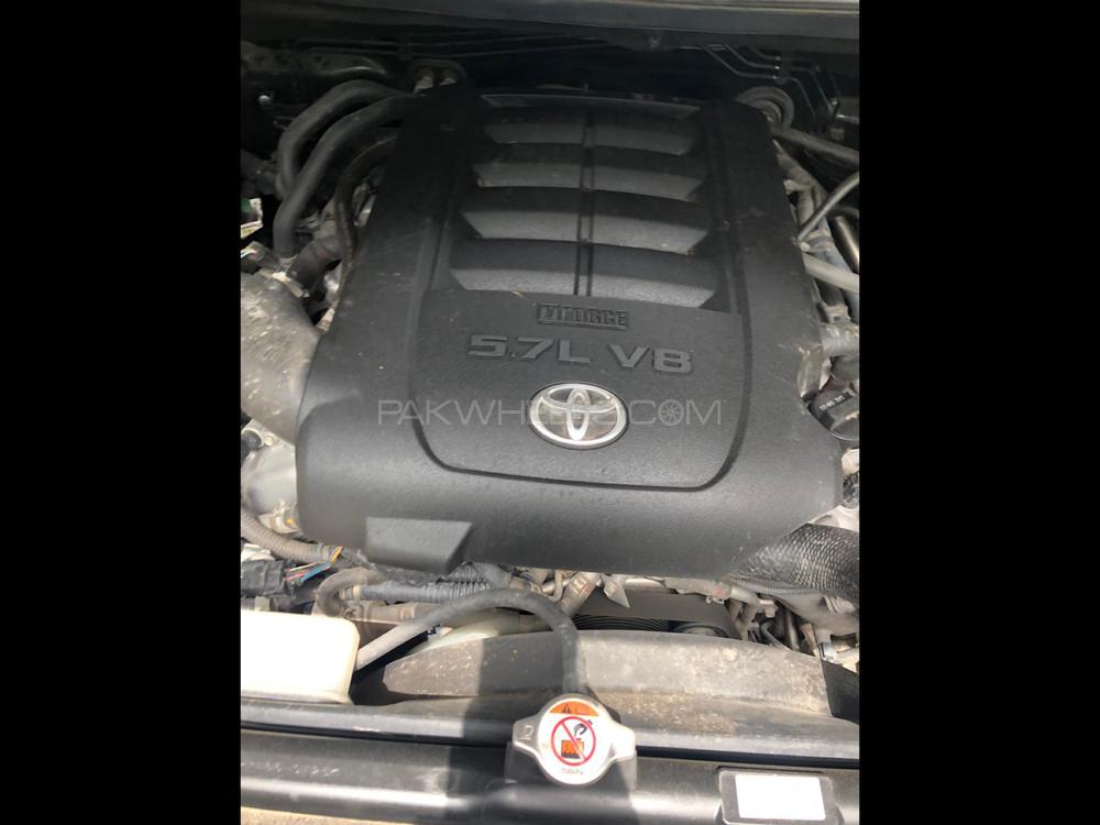 Toyota Tundra 2018 for Sale in Karachi Toyota Tundra 2018 for Sale in Karachi Image-15