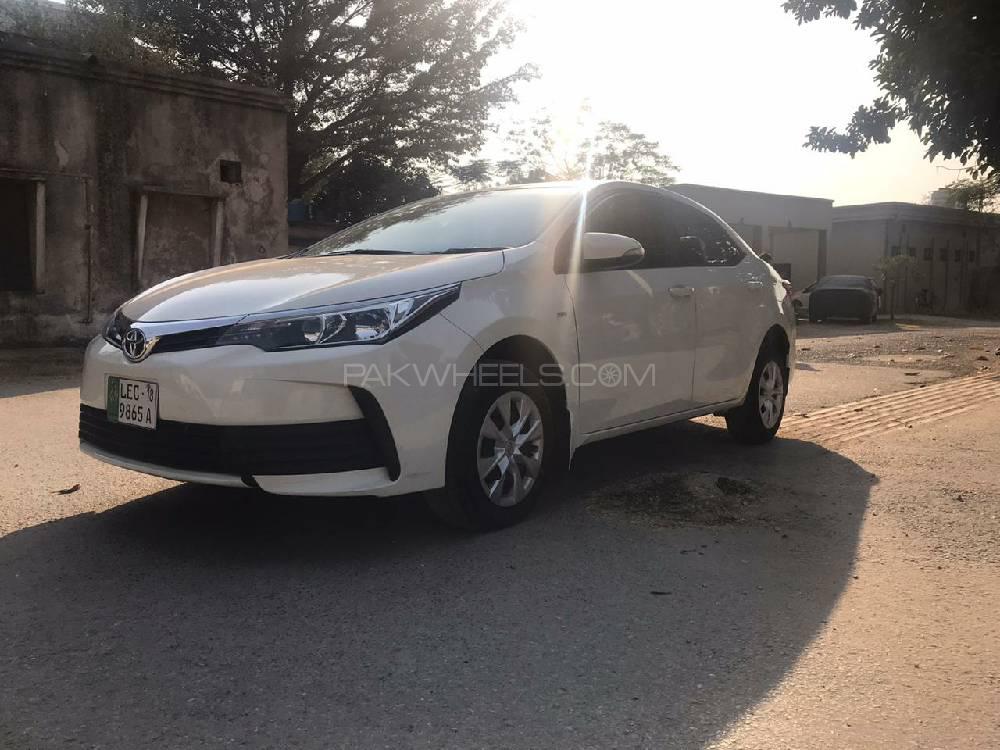 Toyota Corolla 2018 for Sale in Lahore Toyota Corolla 2018 for Sale in Lahore Image-4