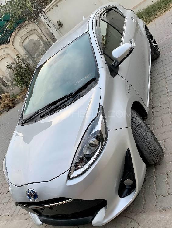 Toyota Aqua 2017 for Sale in Sialkot Toyota Aqua 2017 for Sale in Sialkot Image-3