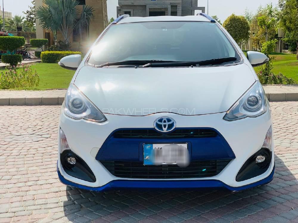 Toyota Aqua 2015 for Sale in Multan Image-1