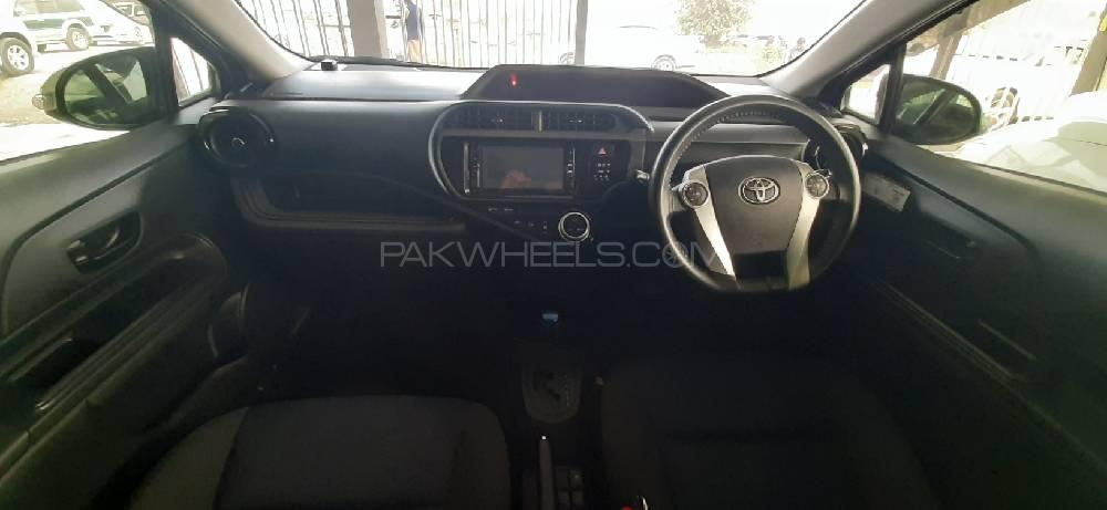Toyota Aqua 2015 for Sale in Peshawar Toyota Aqua 2015 for Sale in Peshawar Image-9