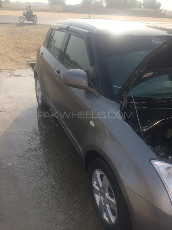 Suzuki Swift 2015 for Sale in Bannu Suzuki Swift 2015 for Sale in Bannu Image-4