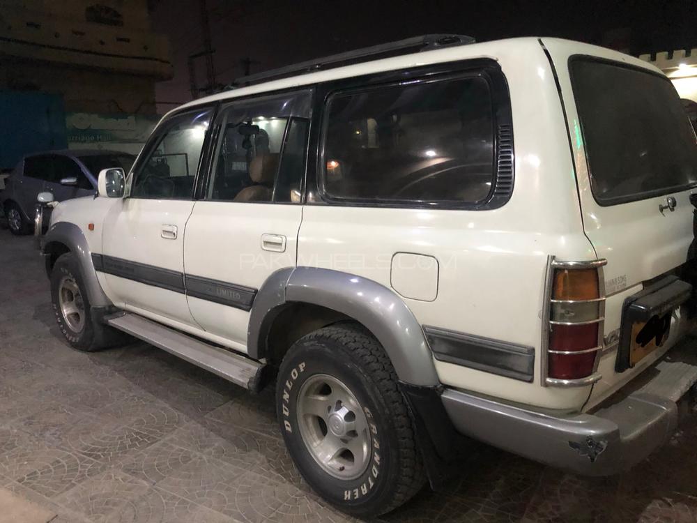 Toyota Land Cruiser 1992 for Sale in Lahore Toyota Land Cruiser 1992 for Sale in Lahore Image-3